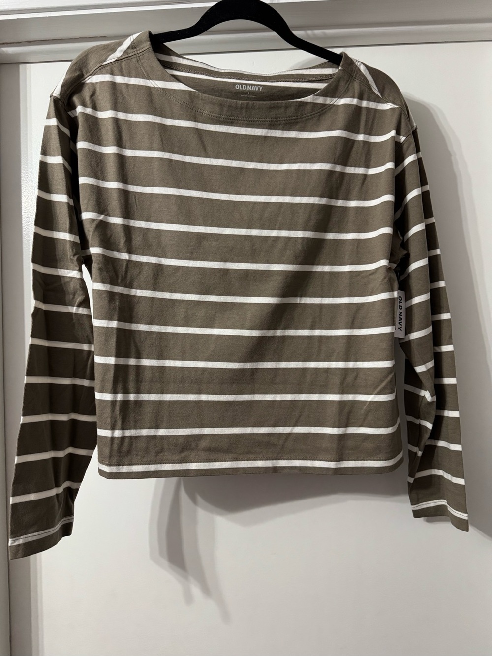 Old Navy Brown & White Stripe Long-Sleeve Top